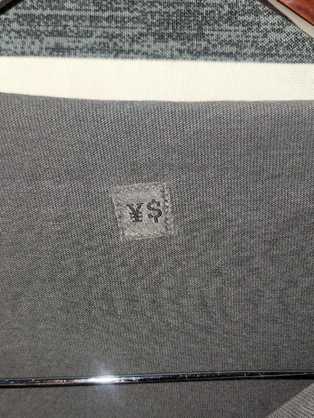 Kanye West VULTURES Oversized Korea Exclusive T-shirt-Size 3 L/XL - Picture 2 of 11